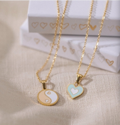 Trend Luxury Blue Epoxy Heart Pendant Necklace For Friends